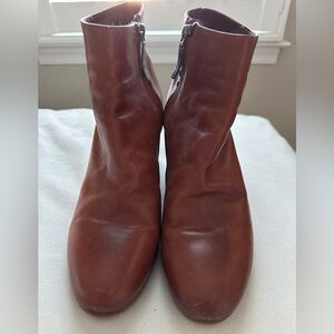 Alluminio Dark Camel Leather Ankle Boots